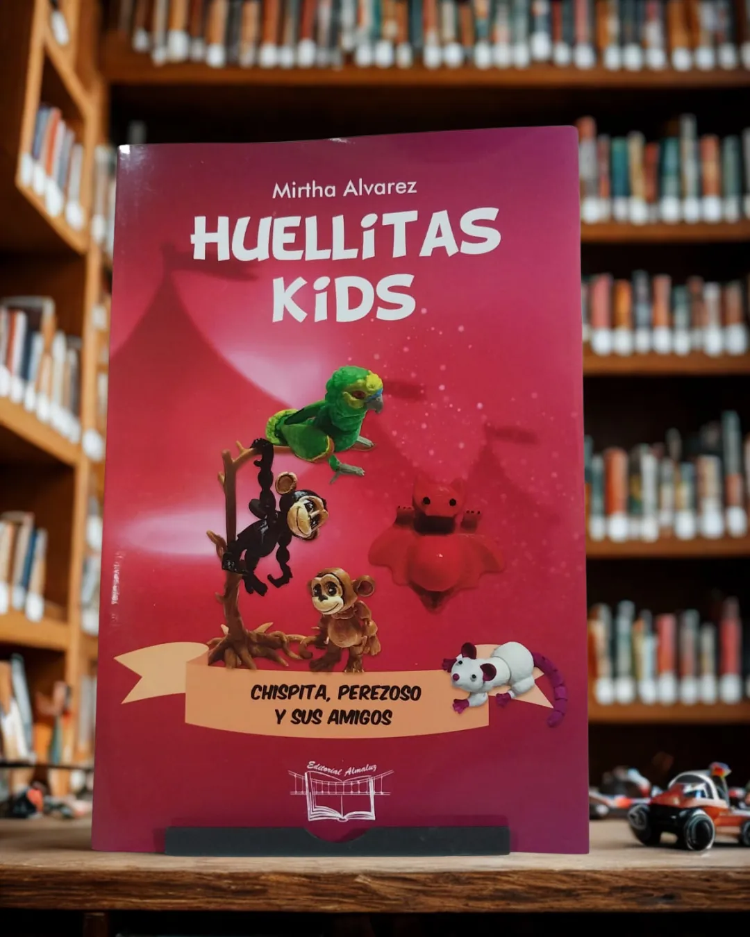 Mirtha Gladys Alvarez presenta "Huellitas Kids" en la Feria Internacional del Libro posdata digital press