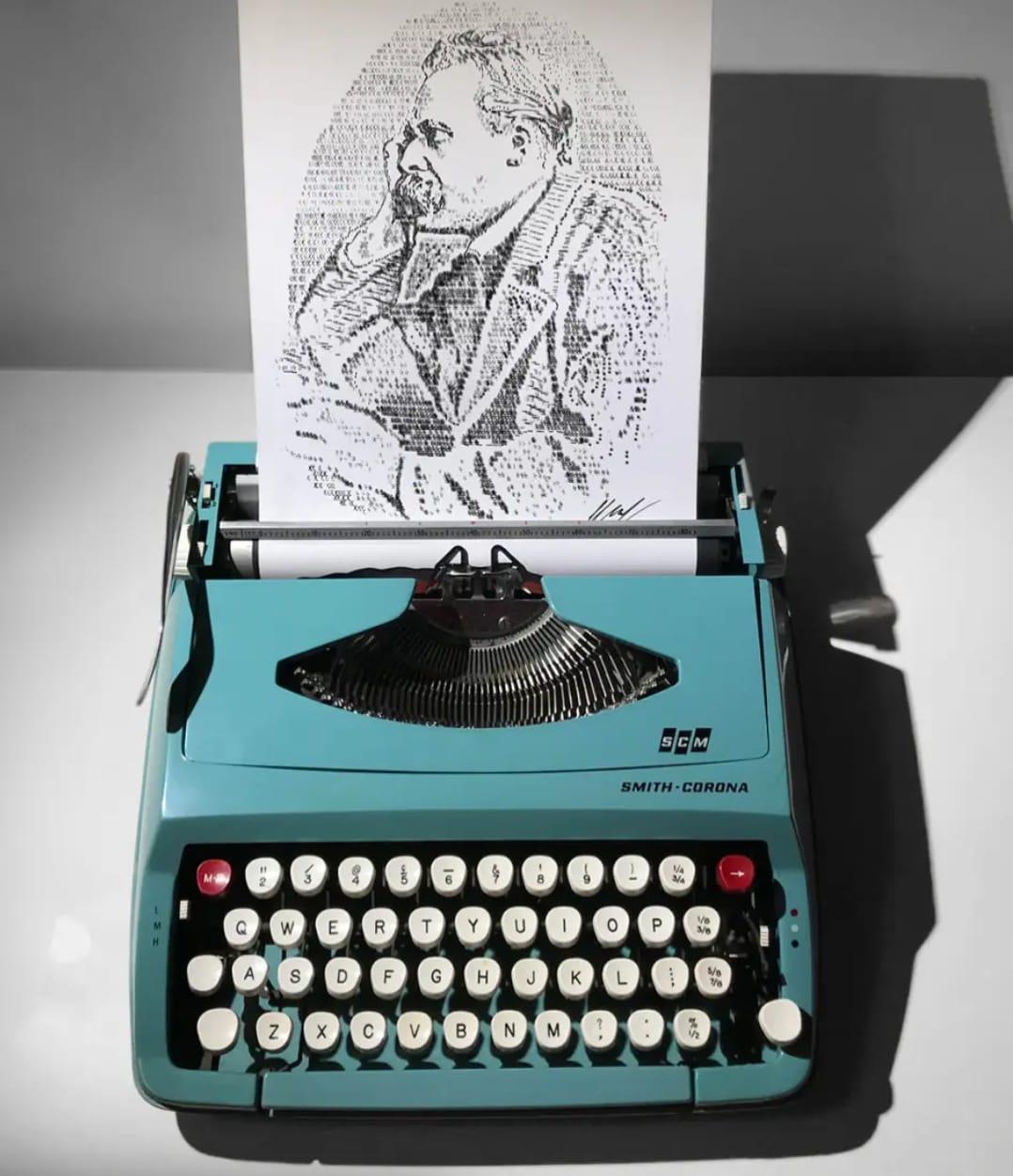 el artista que dibuja con máquinas de escribir