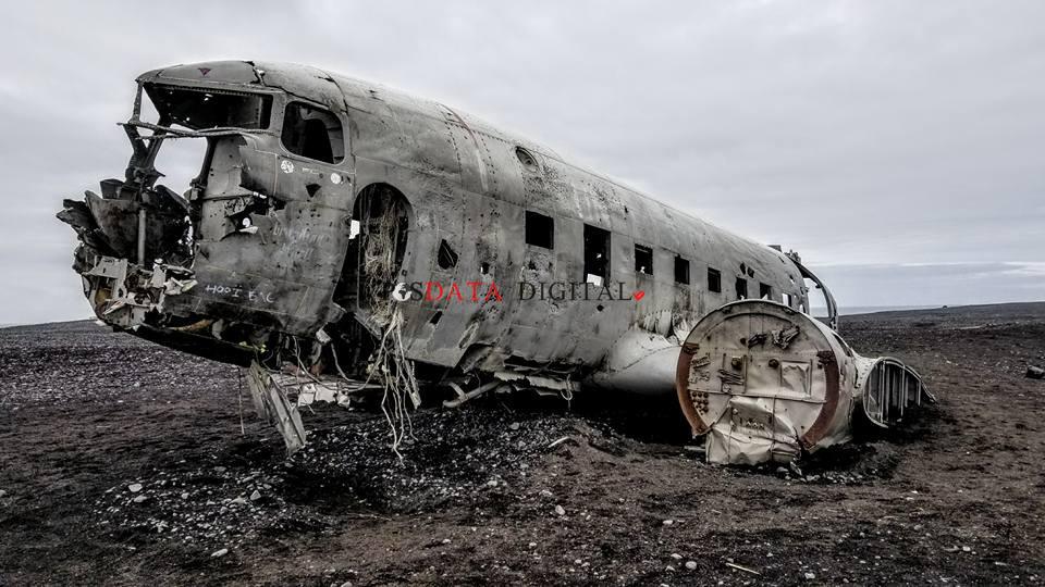 avion-abandonado2-posdata-digital-